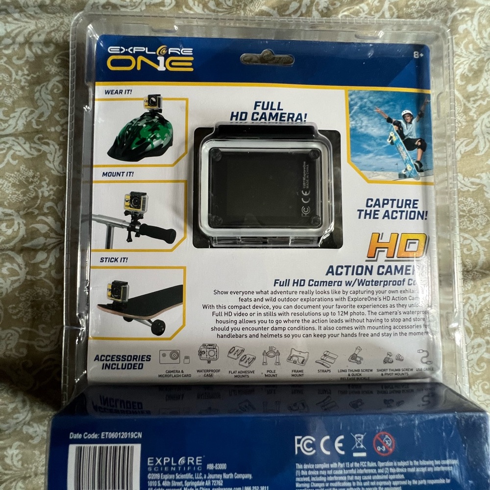 HD action camera - Picture 2 of 2